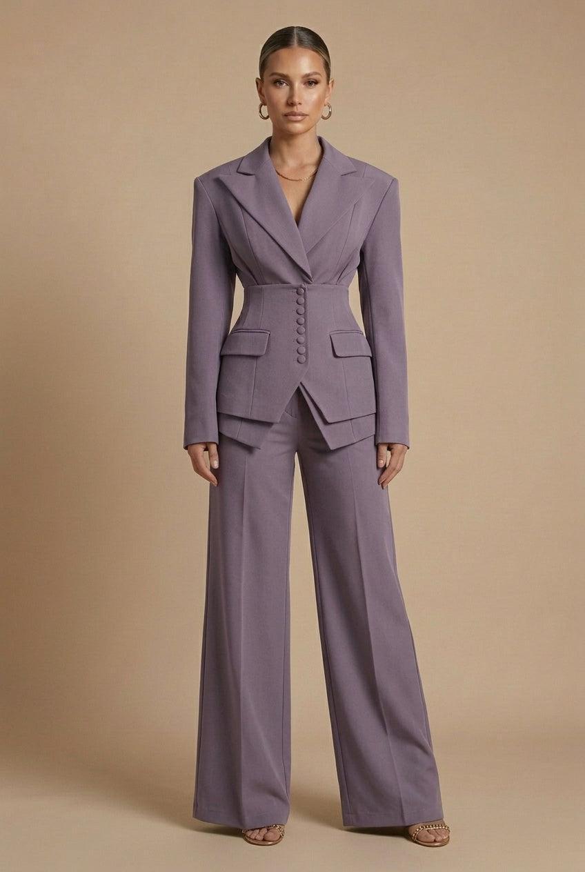 Vauje | Completo composto da blazer con revers a punta e pantaloni