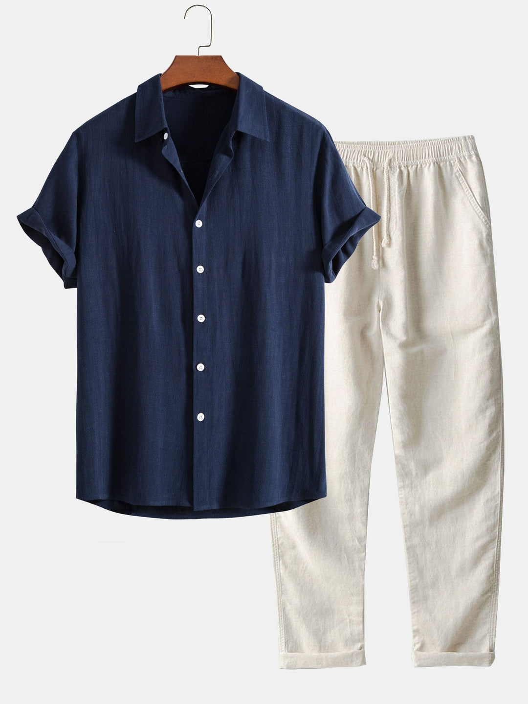 Completo estivo da uomo con camicia a manica corta e pantaloni, due pezzi casual - Blu navy