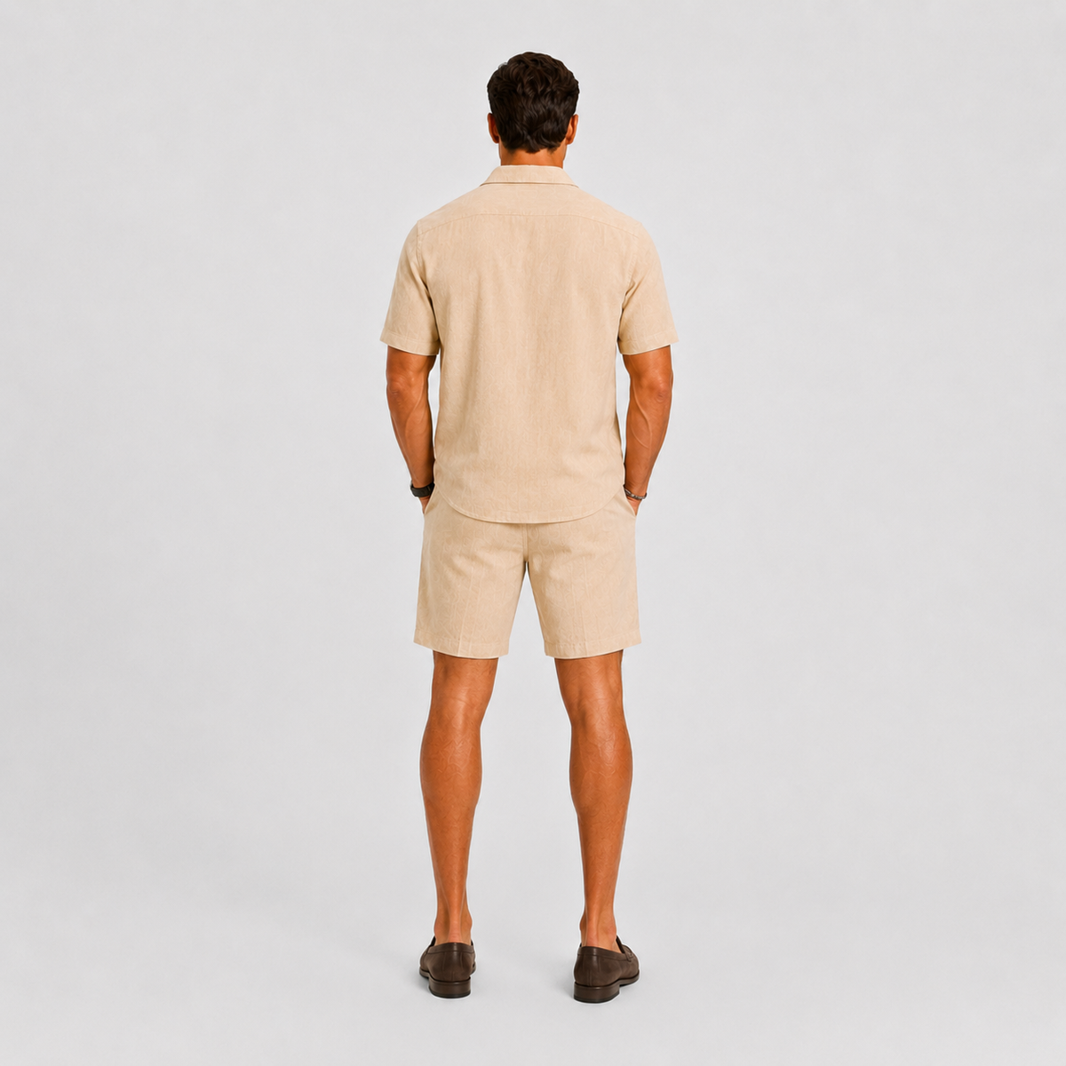 Completo uomo in lino, camicia con collo camp e shorts, estivo e casual per le vacanze - foto 7